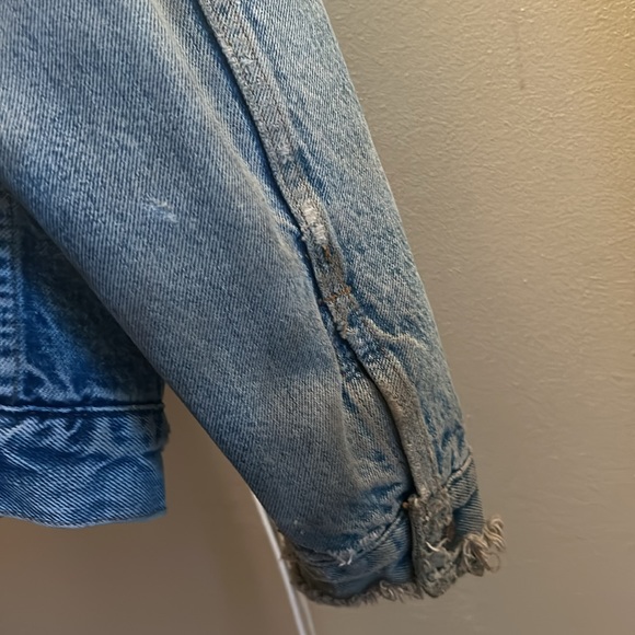 Authentic 80's Levis sherpa Trucker jean jacket - Picture 14 of 16